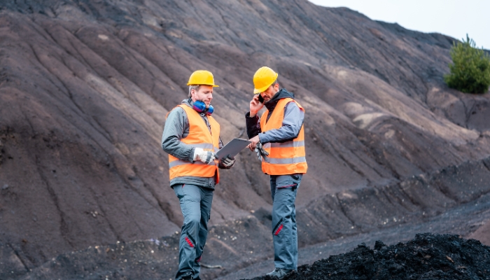 Mining Expatriate Jobs